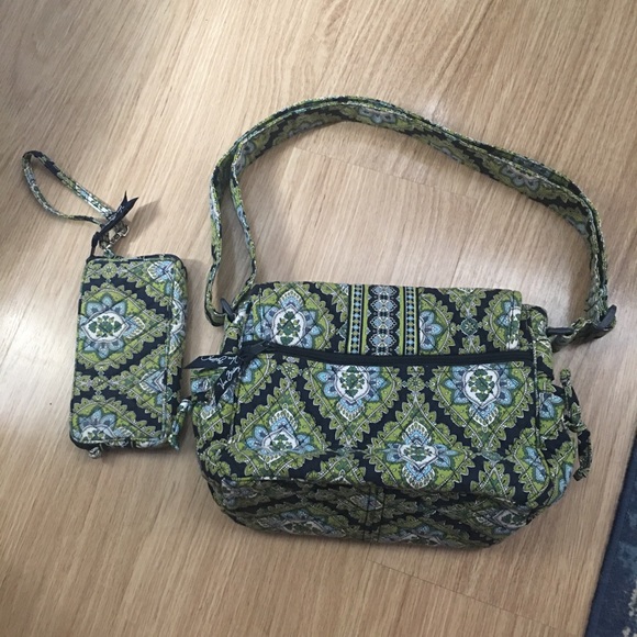 VERA BRADLEY CAMBRIDGE GREEN NAVY PURSE WRISTLET - Picture 3 of 7
